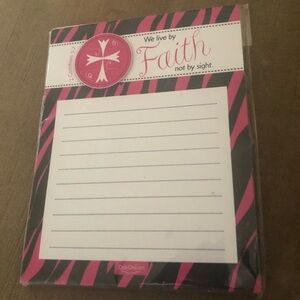 🎄Pink and Black Faith Notepad- 82A $8 or🦋or $3 w/a $20 or more purchase
